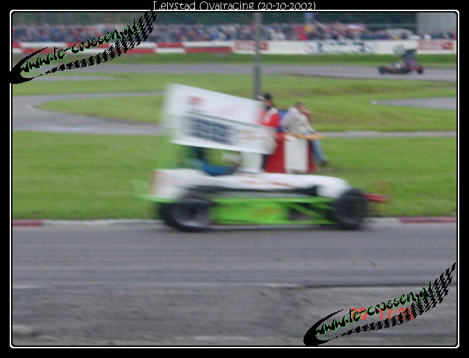 676x516 pixels (75K)