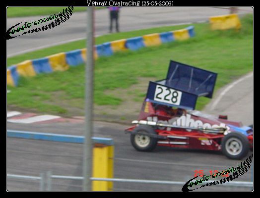 524x400 pixels (39K)