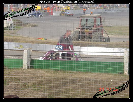 524x400 pixels (54K)