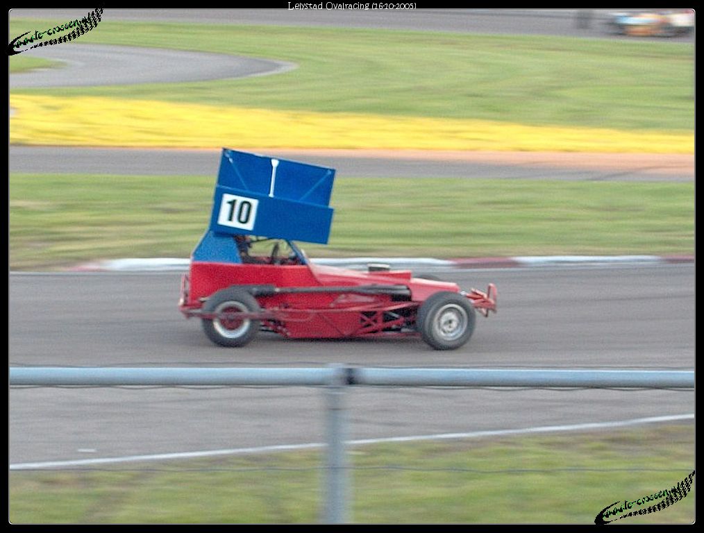 1014x768 pixels (99K)