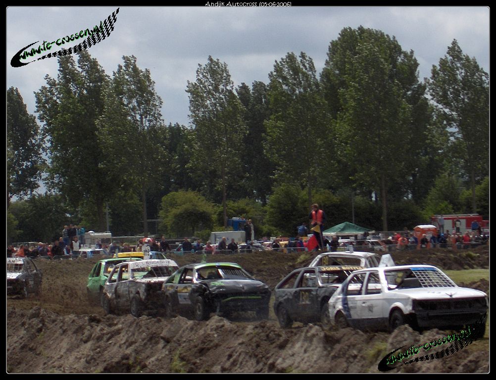 1002x768 pixels (165K)