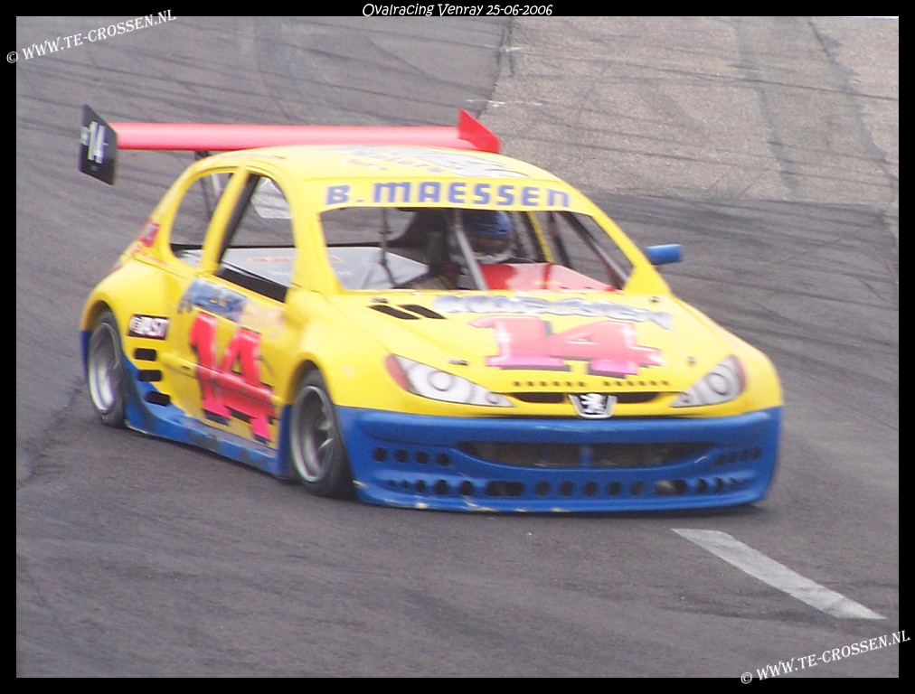 1012x768 pixels (205K)