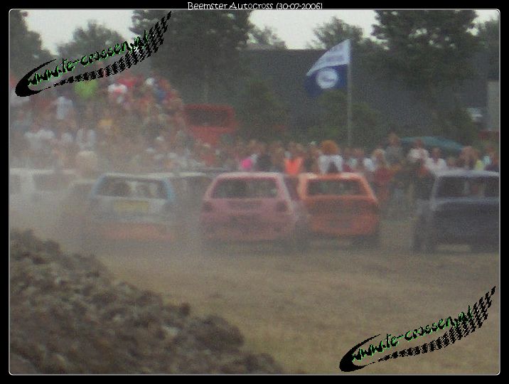 716x540 pixels (66K)