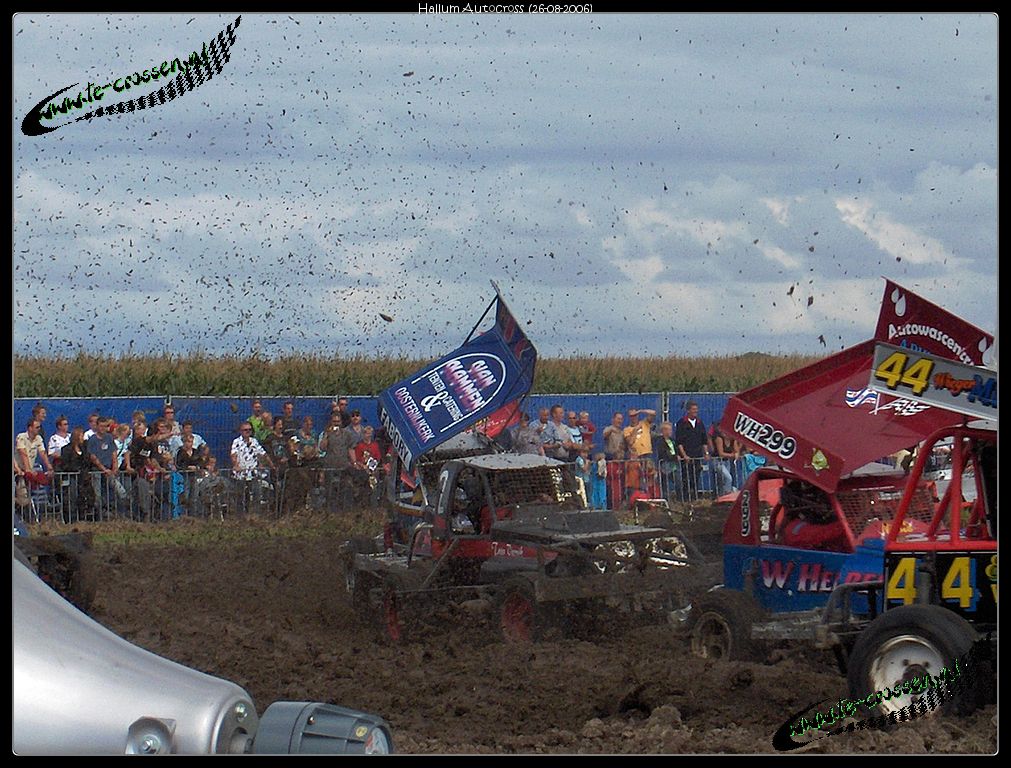 1011x768 pixels (186K)