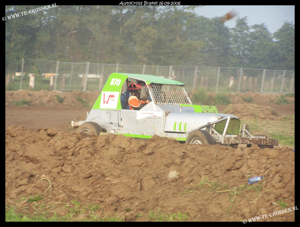 1012x768 pixels (245K)
