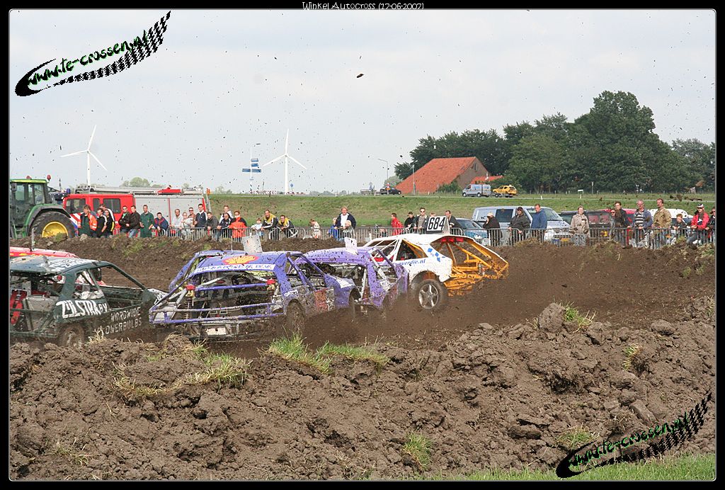 1024x692 pixels (215K)
