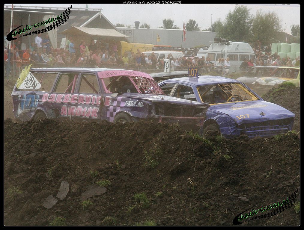 1014x768 pixels (165K)