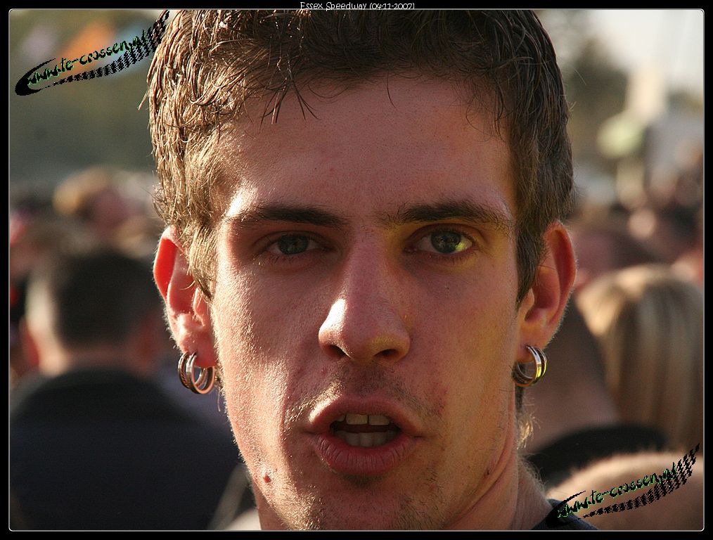 1014x768 pixels (145K)