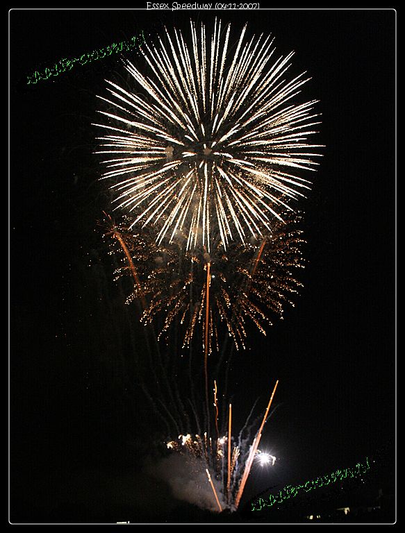 583x768 pixels (105K)