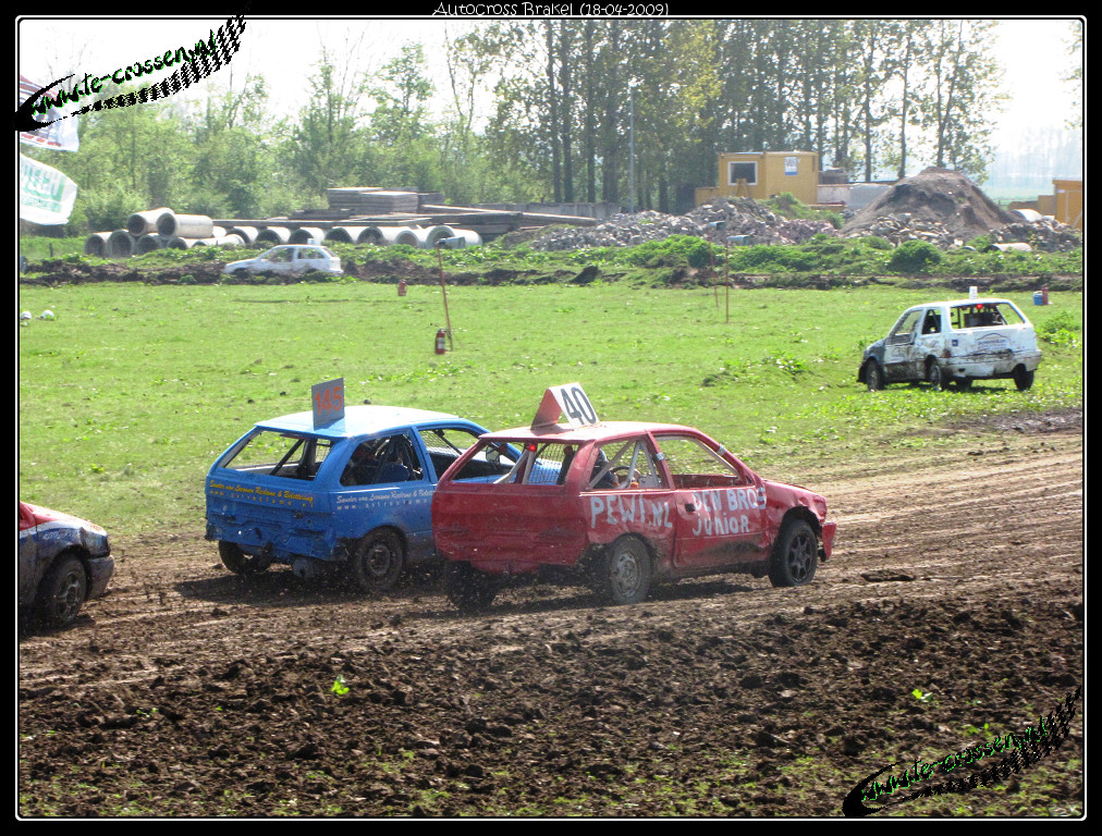 1012x768 pixels (412K)