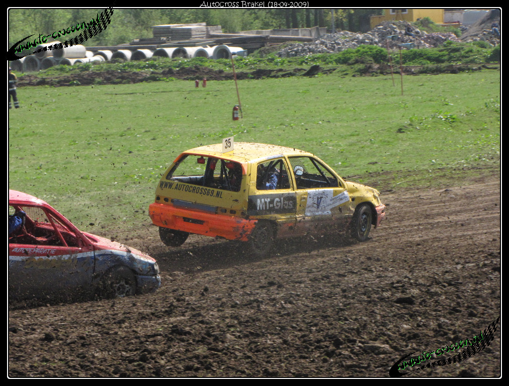 1012x768 pixels (338K)