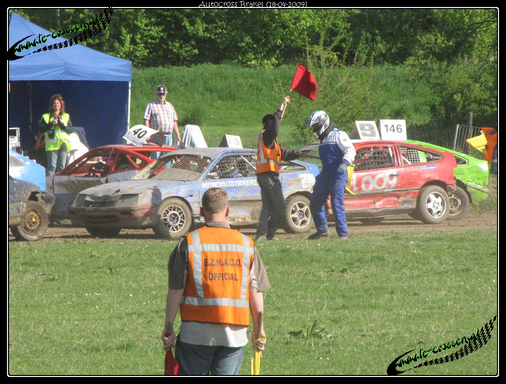 1012x768 pixels (365K)