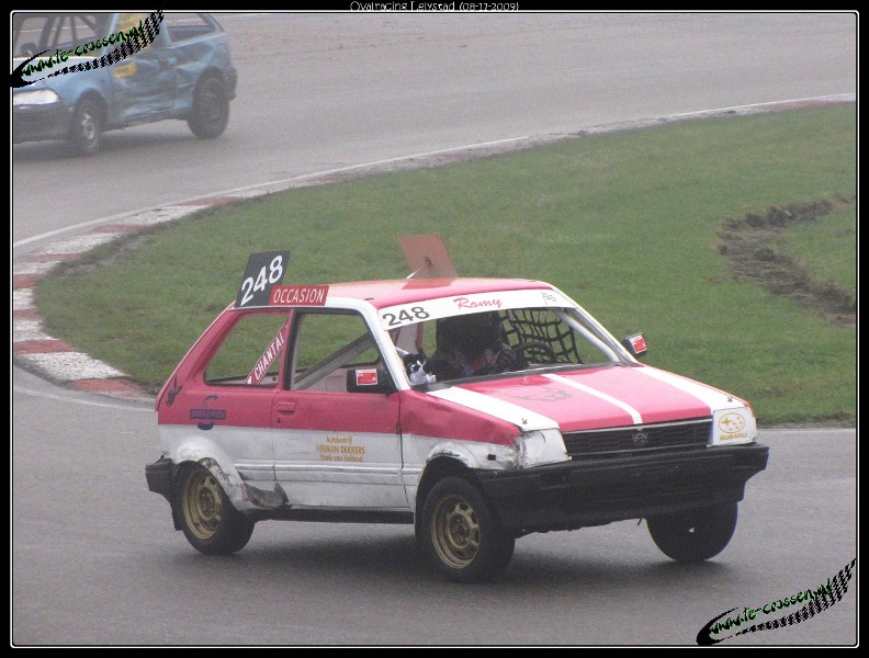 792x600 pixels (122K)