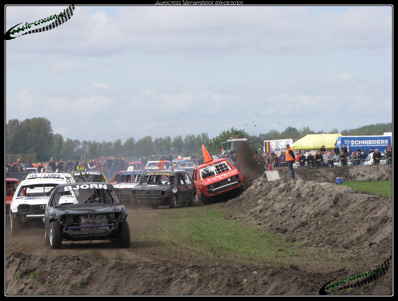 792x600 pixels (155K)