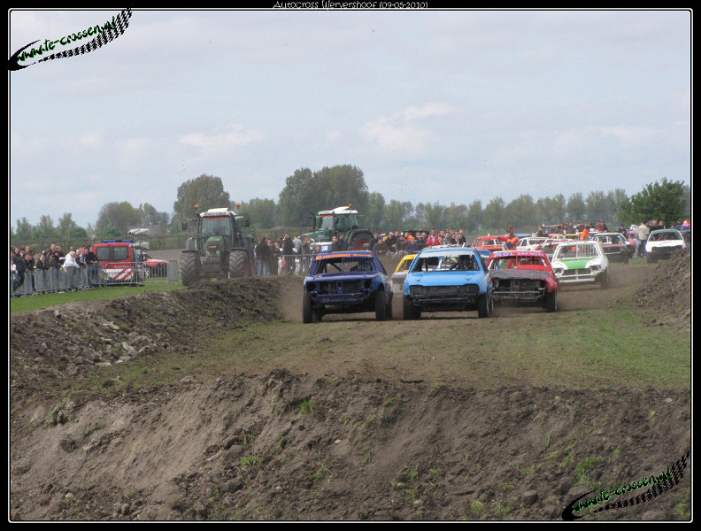 792x600 pixels (165K)