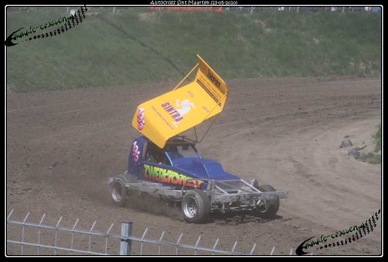 800x542 pixels (127K)