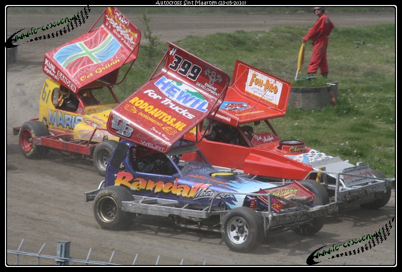 800x542 pixels (149K)