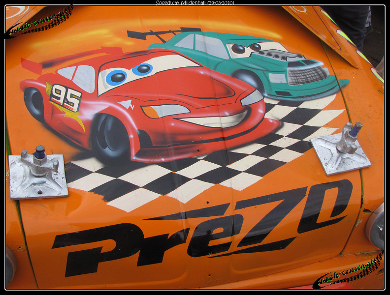 792x600 pixels (177K)
