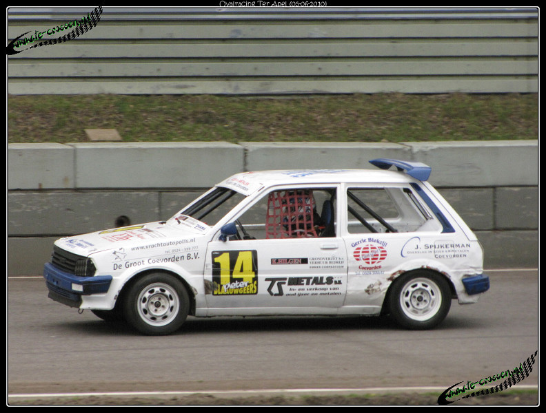 792x600 pixels (145K)