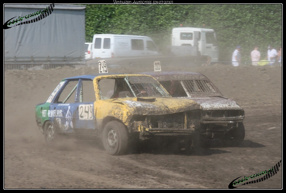1182x800 pixels (198K)