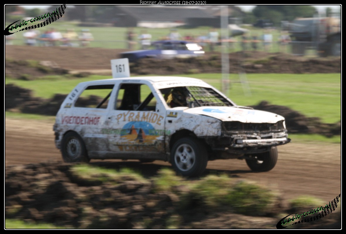 1182x800 pixels (176K)