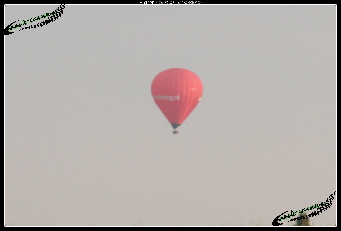 1182x800 pixels (120K)