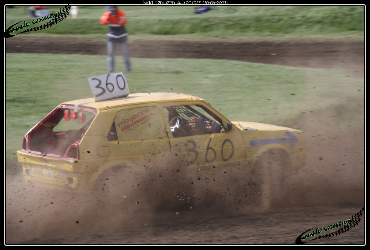 1182x800 pixels (175K)