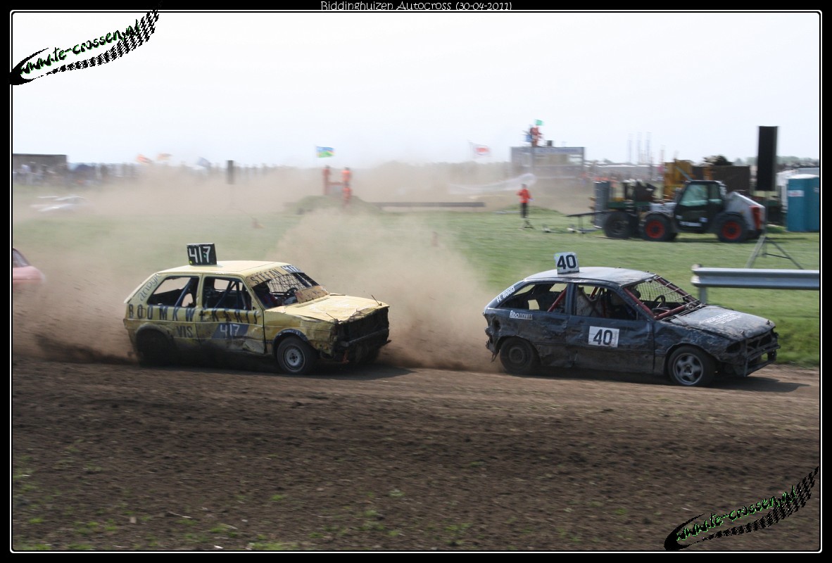 1182x800 pixels (195K)