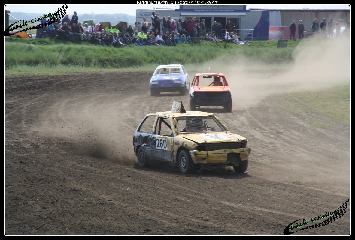 1182x800 pixels (255K)