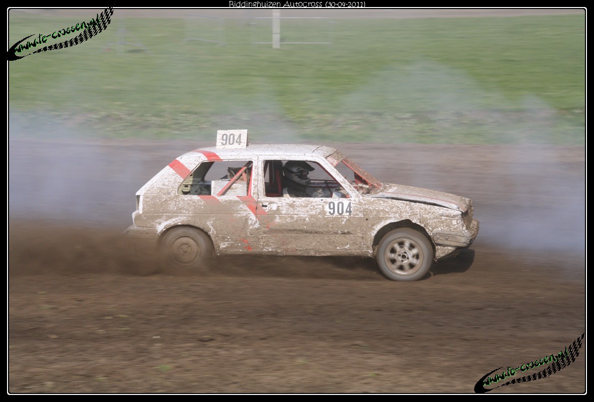 1182x800 pixels (185K)