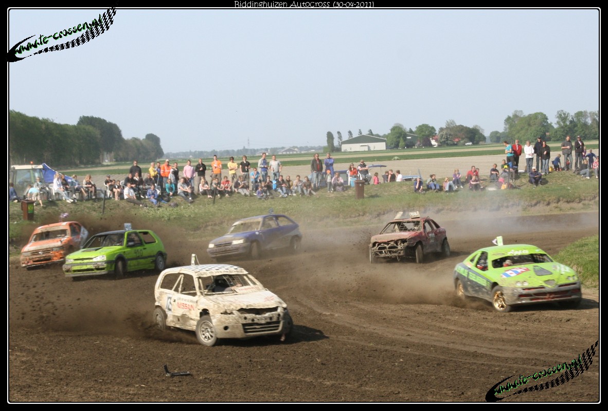 1182x800 pixels (229K)
