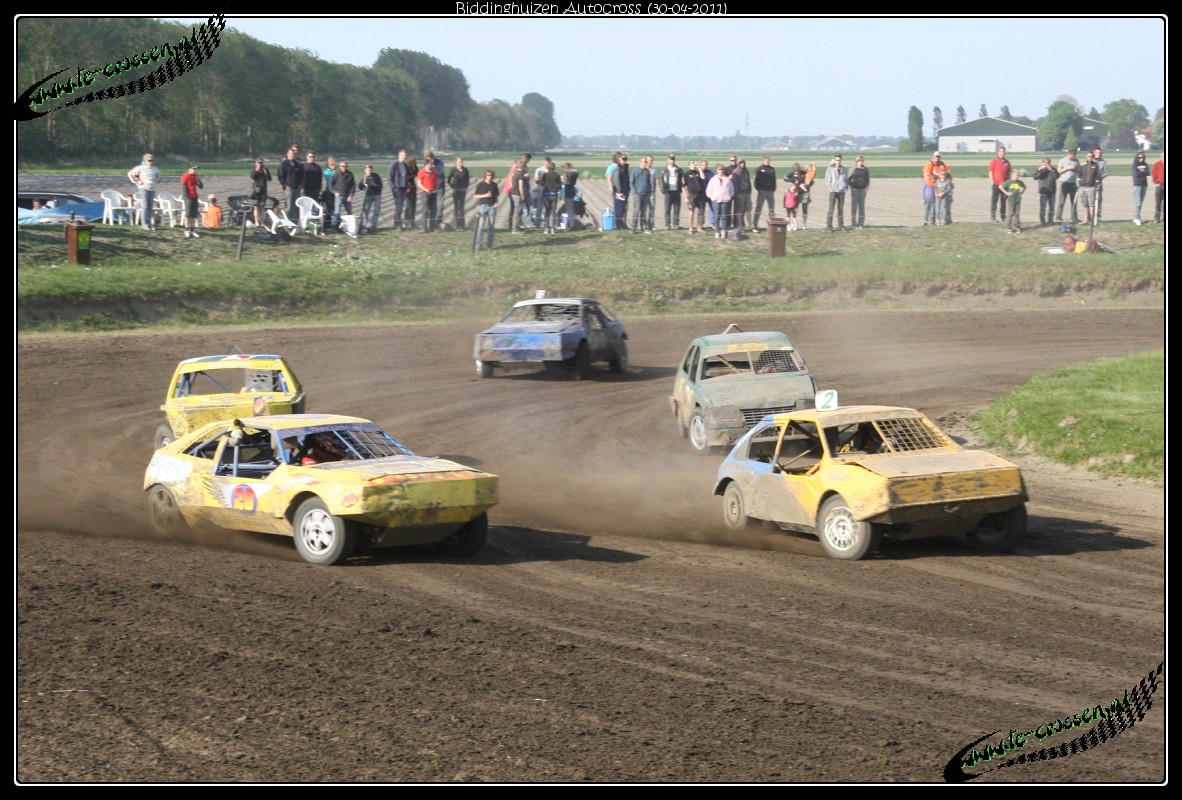 1182x800 pixels (275K)