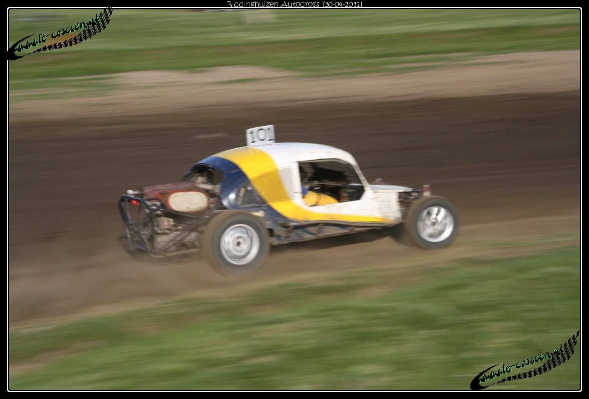 1182x800 pixels (160K)