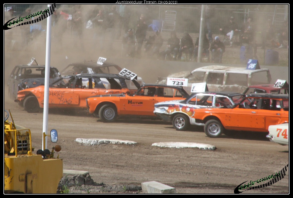 1182x800 pixels (210K)