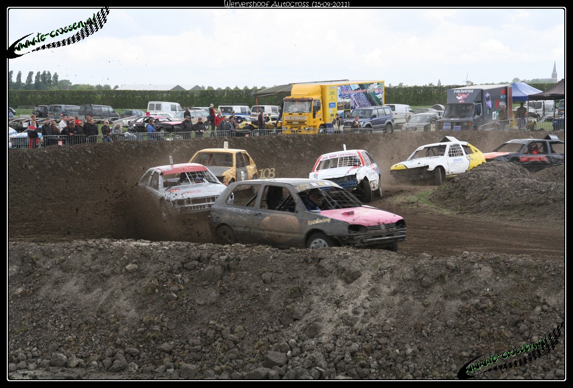 1182x800 pixels (310K)