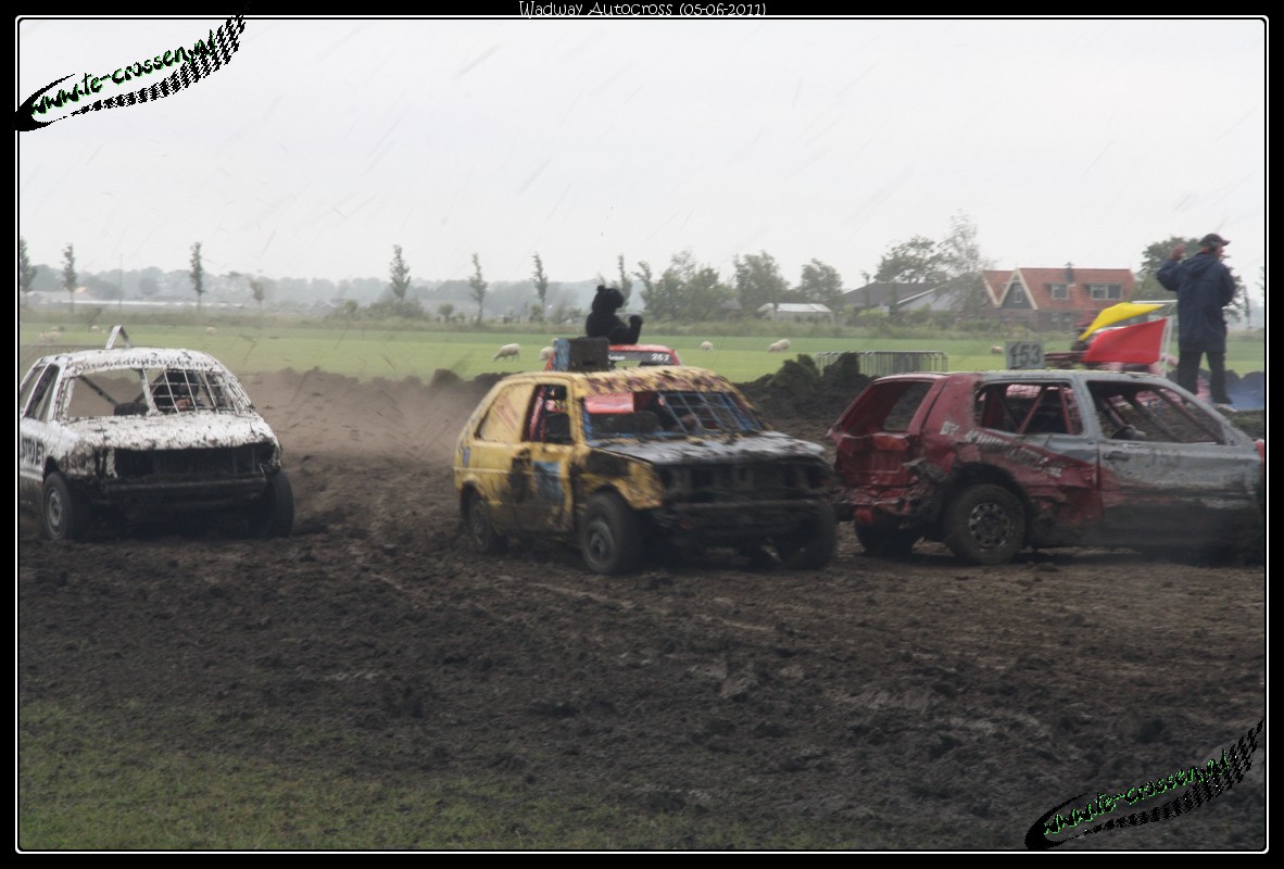 1182x800 pixels (195K)