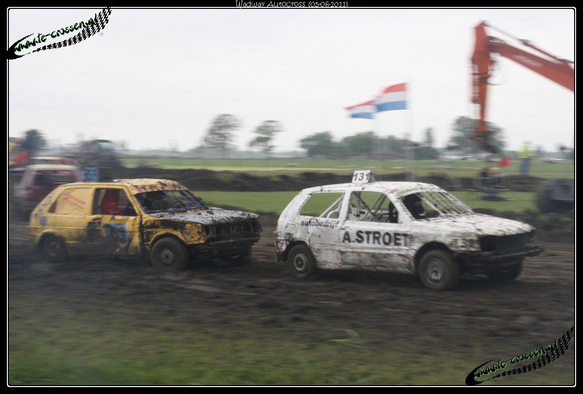 1182x800 pixels (165K)
