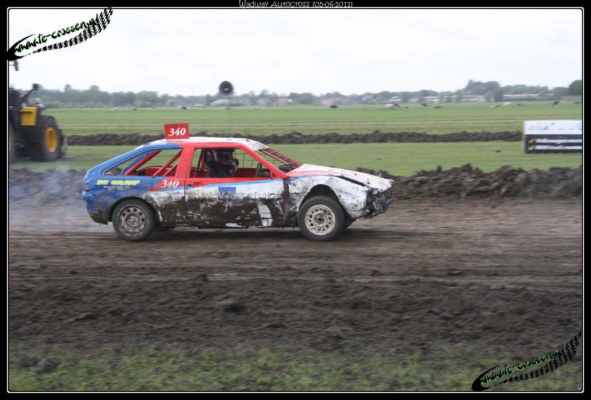 1182x800 pixels (225K)