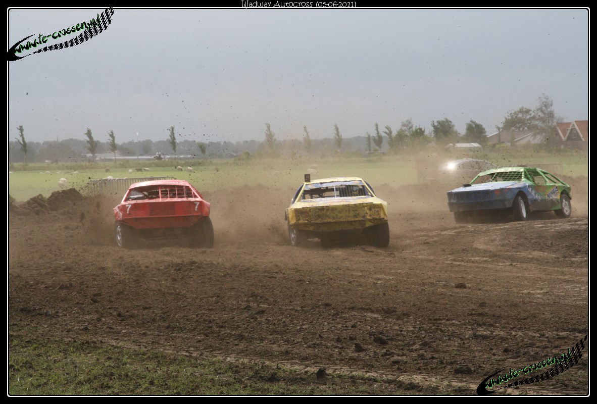 1182x800 pixels (230K)