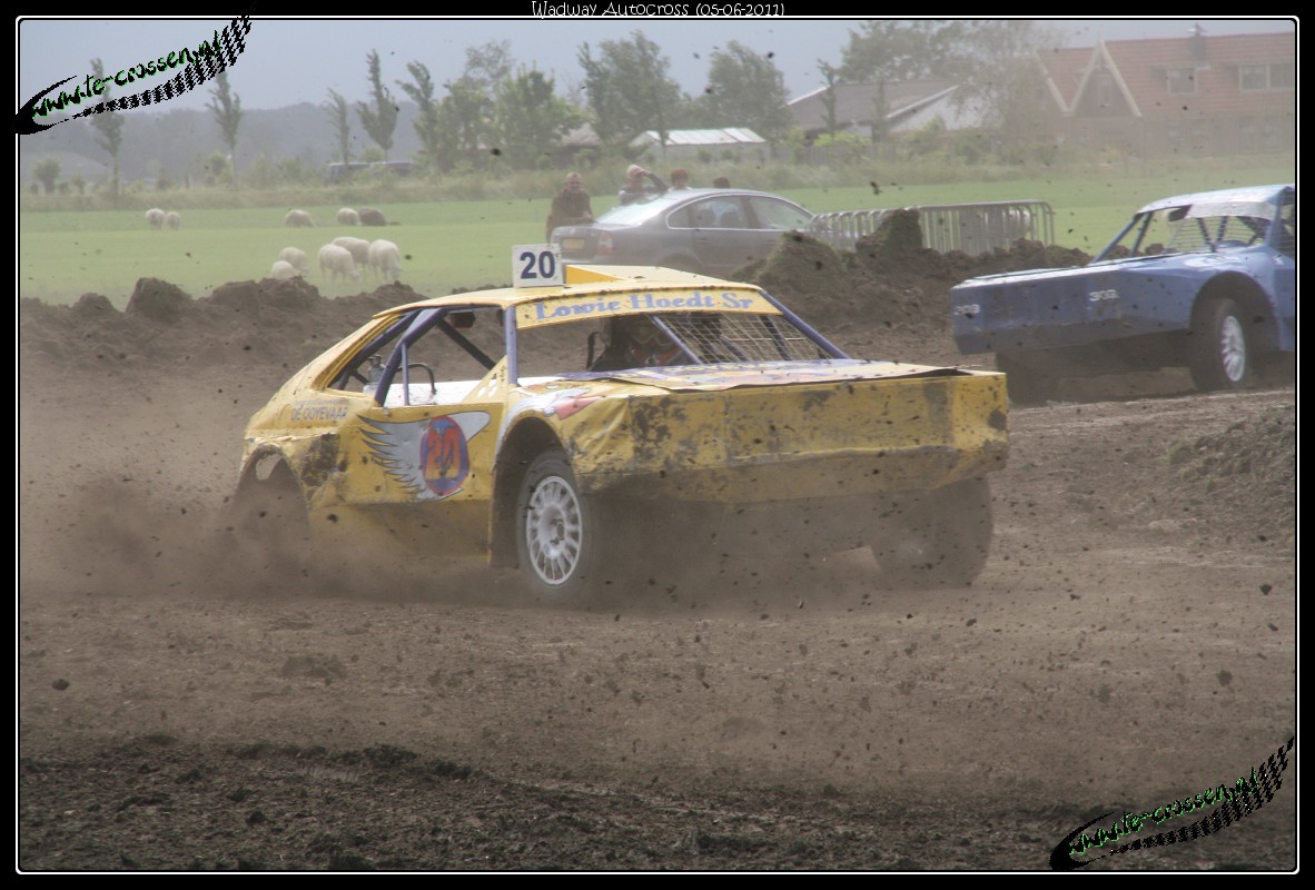 1182x800 pixels (225K)