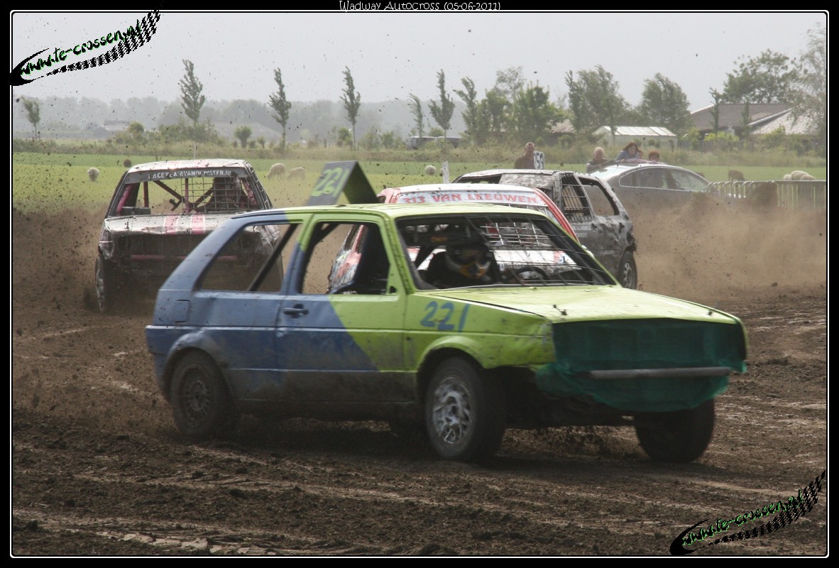 1182x800 pixels (250K)