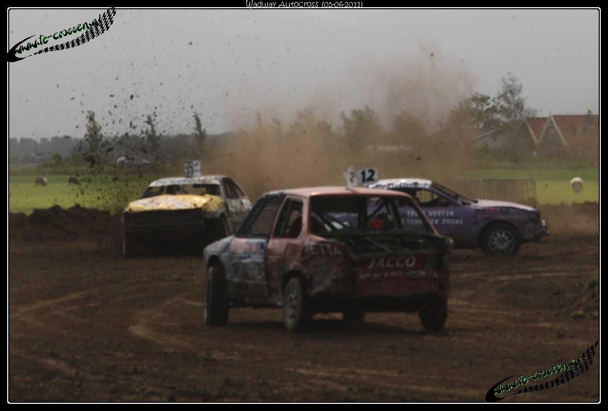 1182x800 pixels (155K)