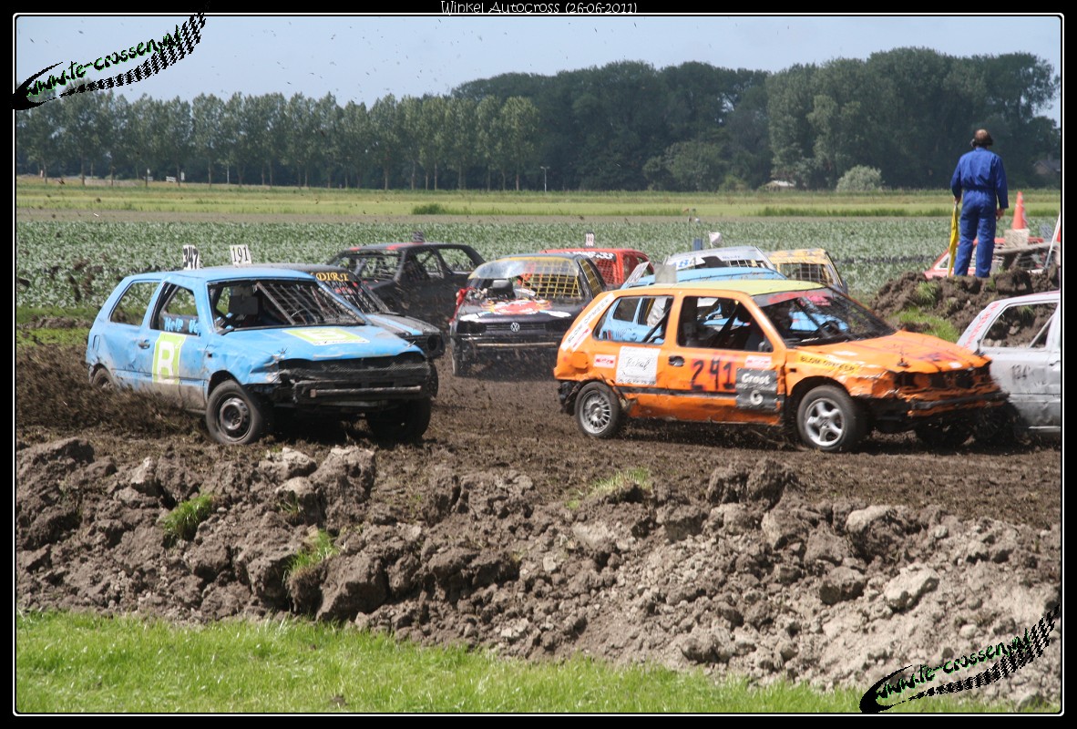 1182x800 pixels (355K)