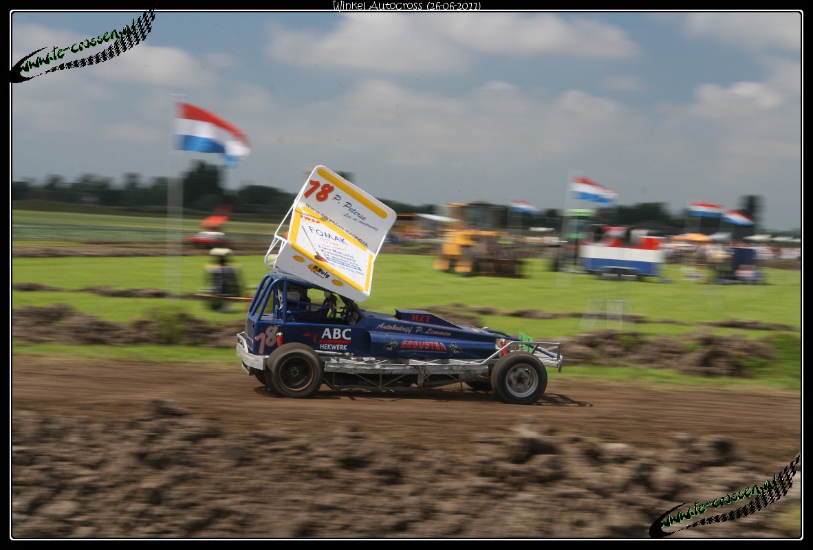 1182x800 pixels (199K)