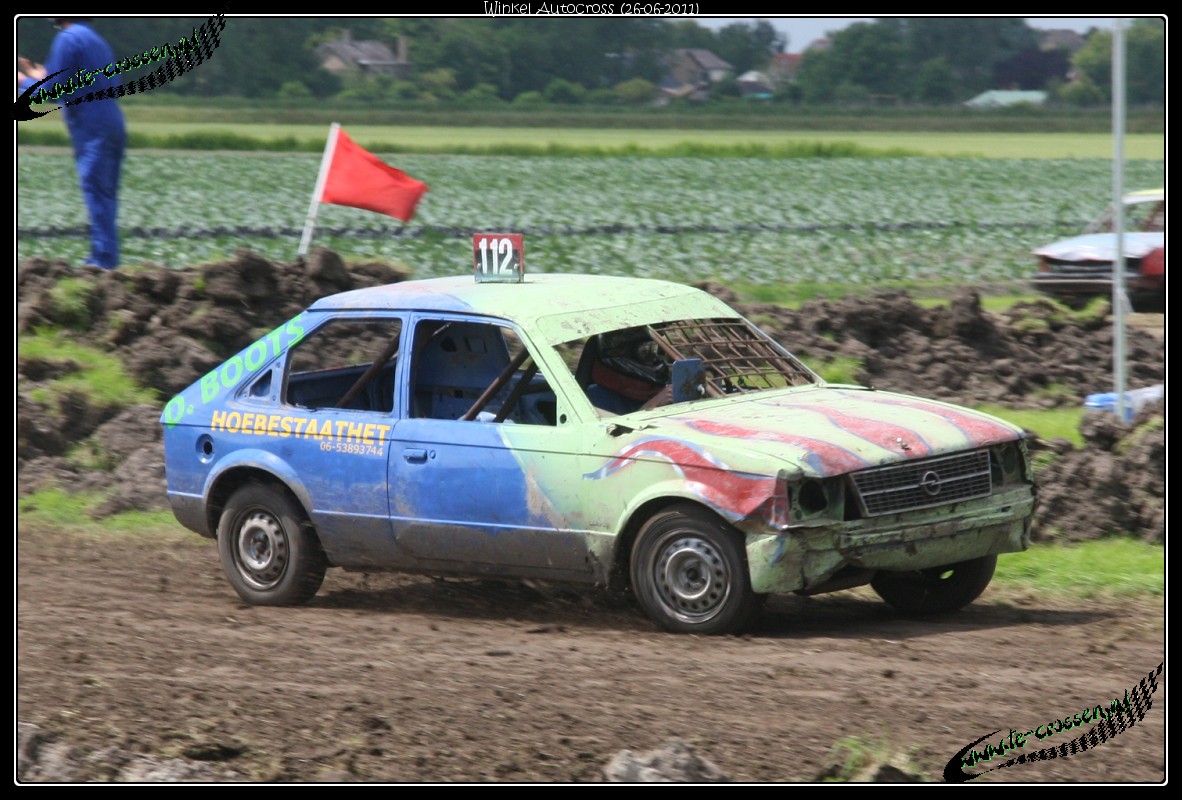 1182x800 pixels (253K)