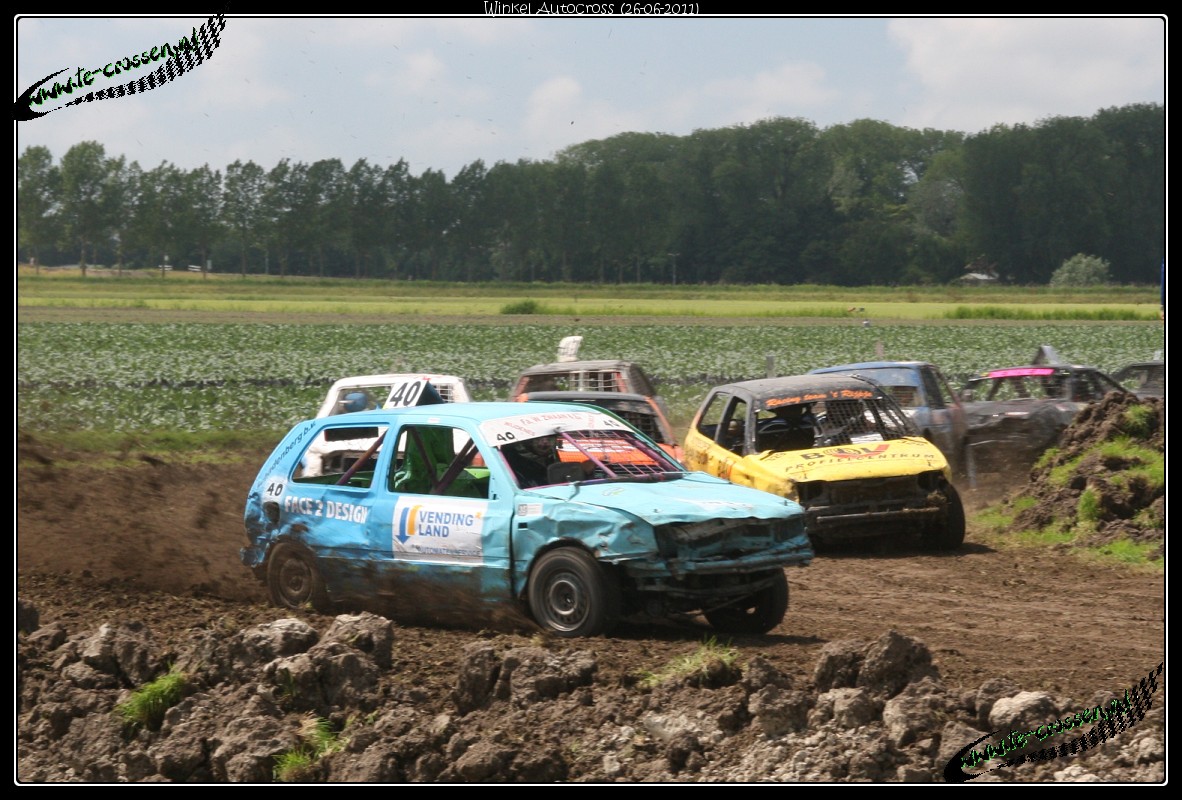1182x800 pixels (275K)