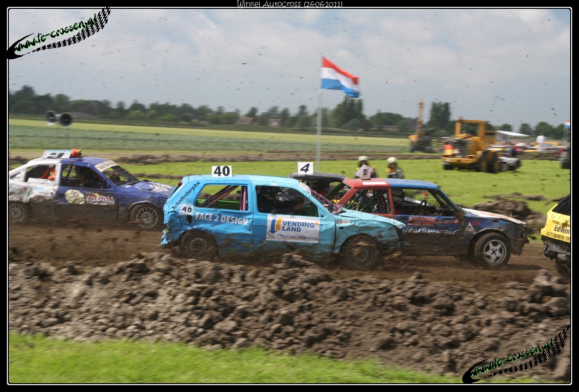 1182x800 pixels (260K)