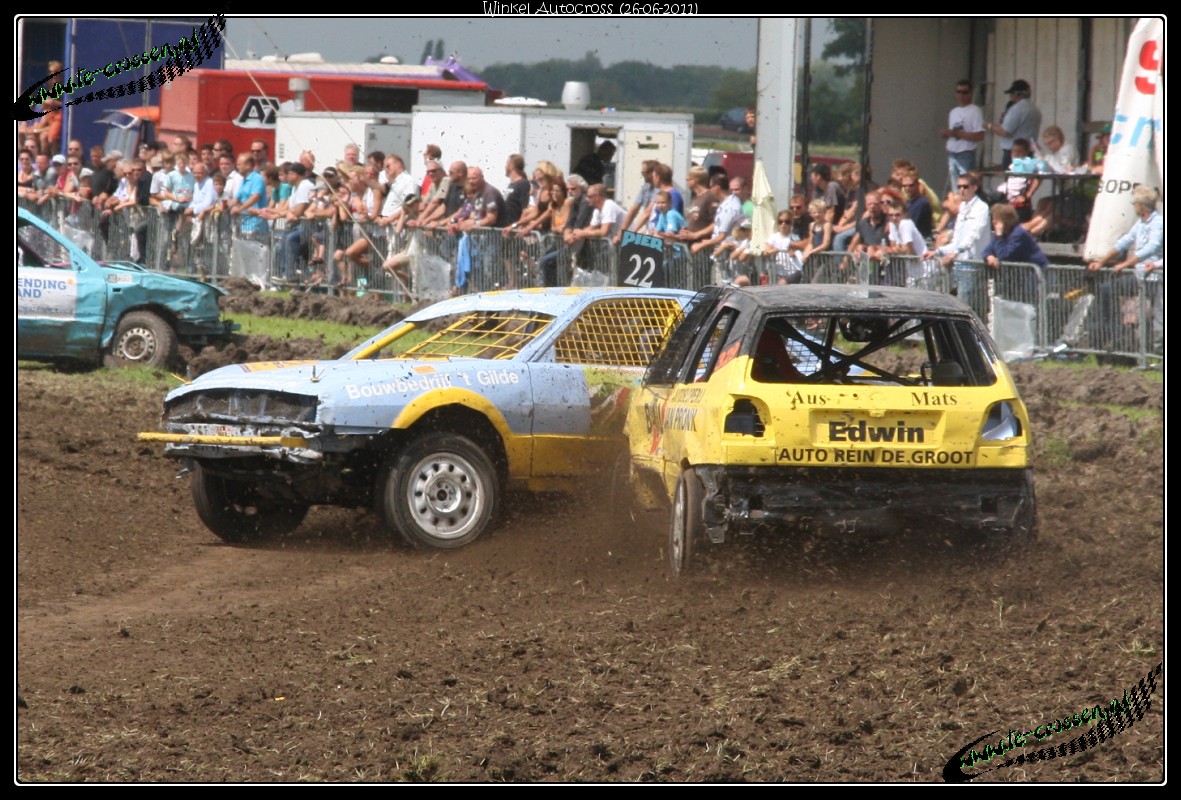 1181x800 pixels (308K)