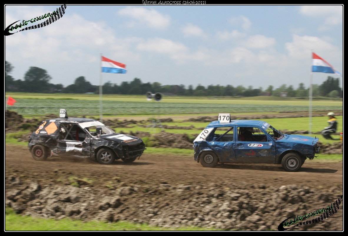 1182x800 pixels (223K)