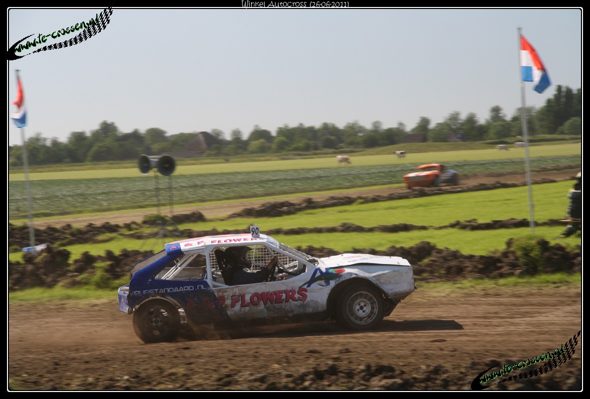 1182x800 pixels (202K)